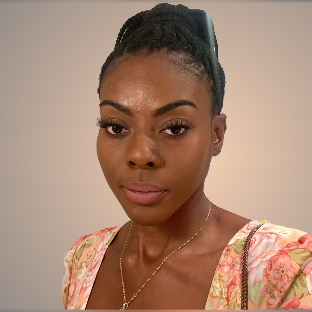 Meet your Posher, Arissha